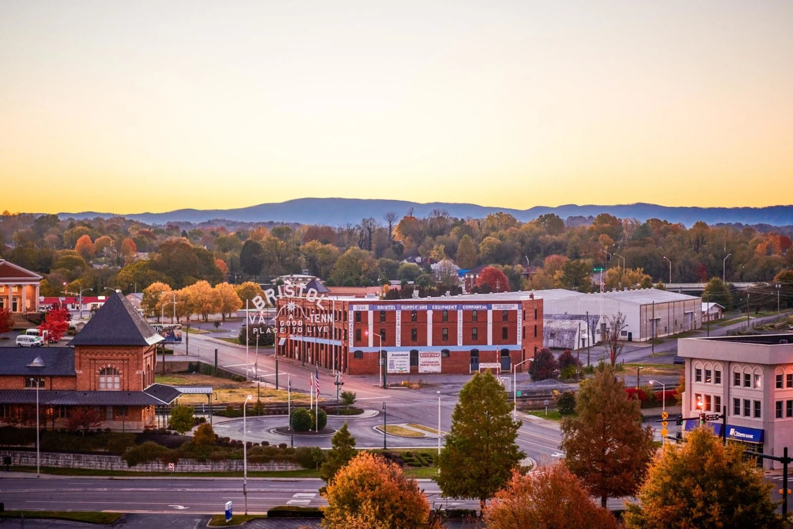 9 Things to Do in Bristol, the Ultimate Appalachian Getaway