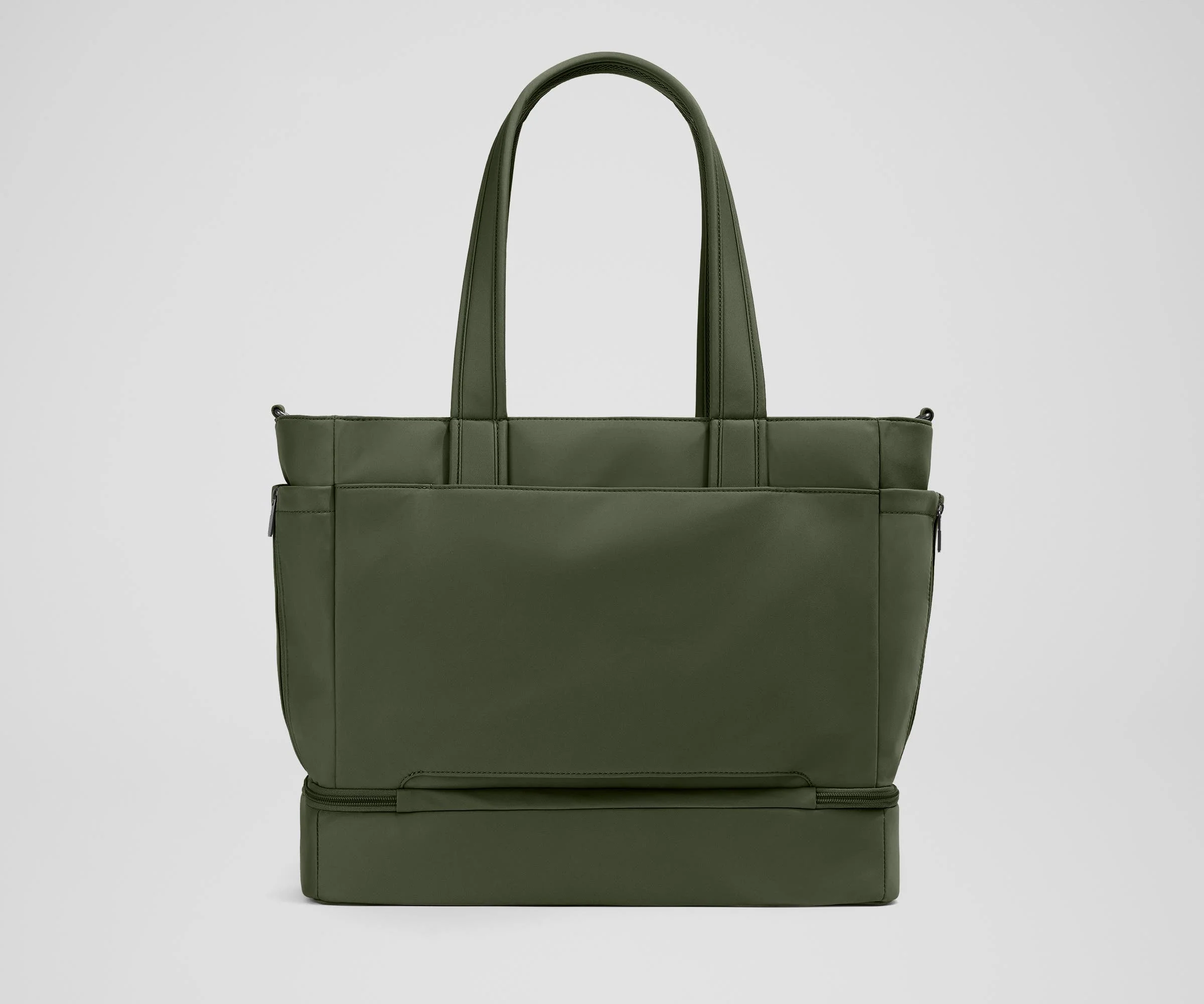 Back view of the Double Diaper Tote showing the trolley sleeve