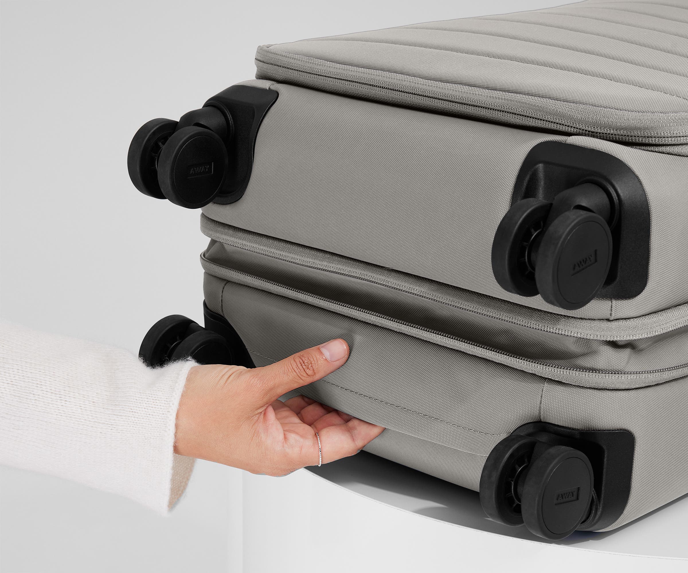 Underside grab handle
