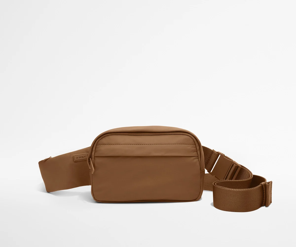 Front view of the Featherlight Sling Bag