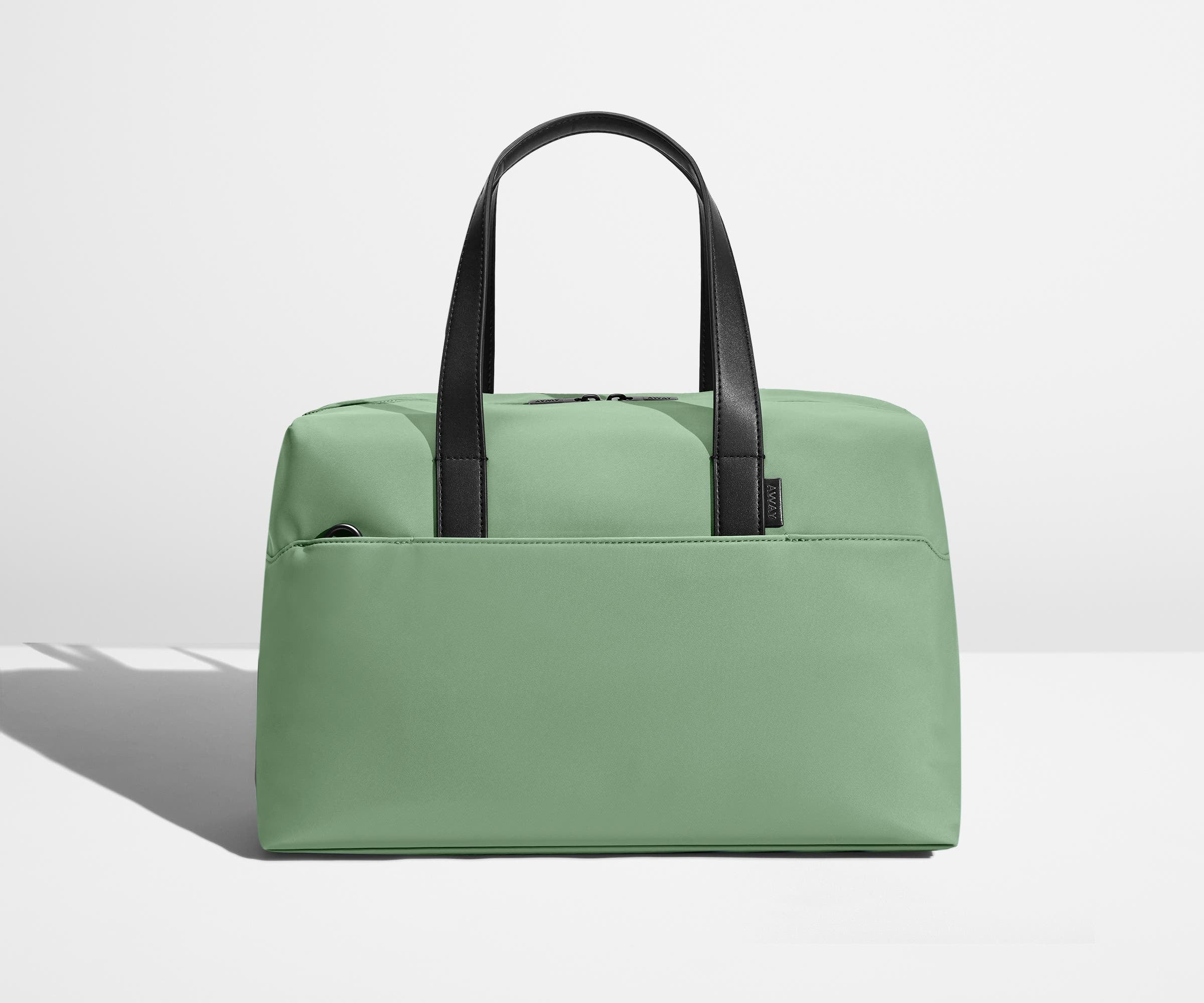 Front view of the Everywhere duffle bag