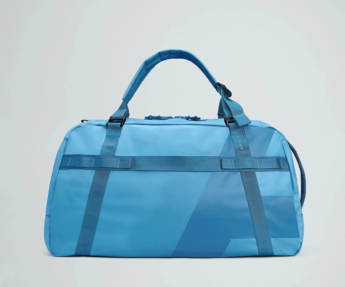Front view of the Active Duffle 55L with its handles up