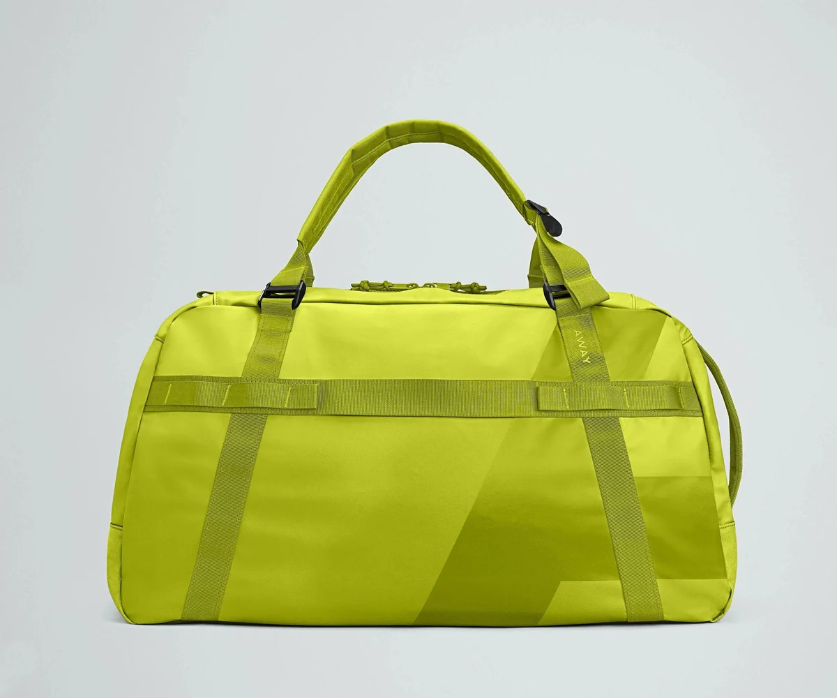Front view of the Active Duffle 55L with its handles up