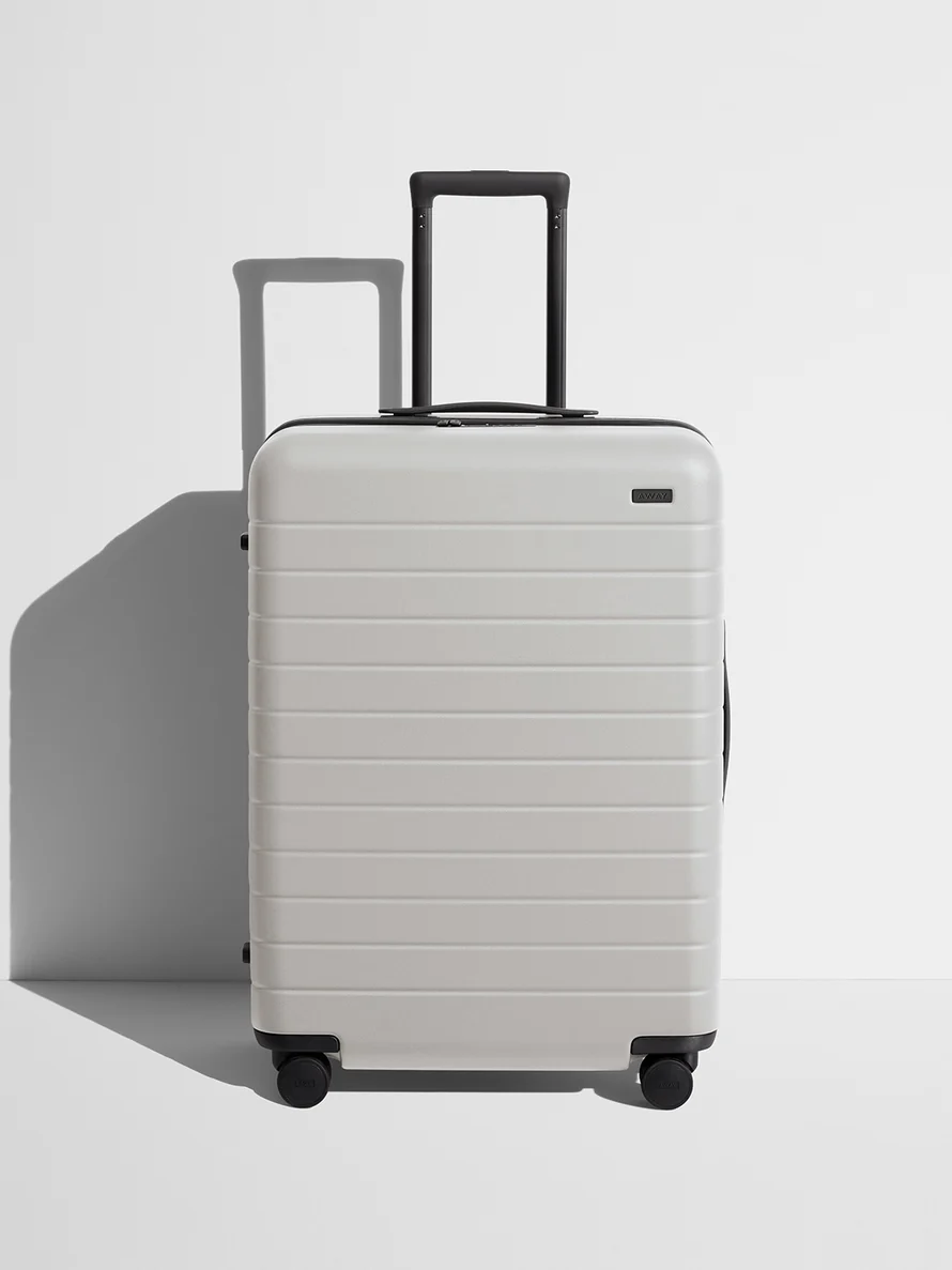 Front view of the Medium in Cloud Gray