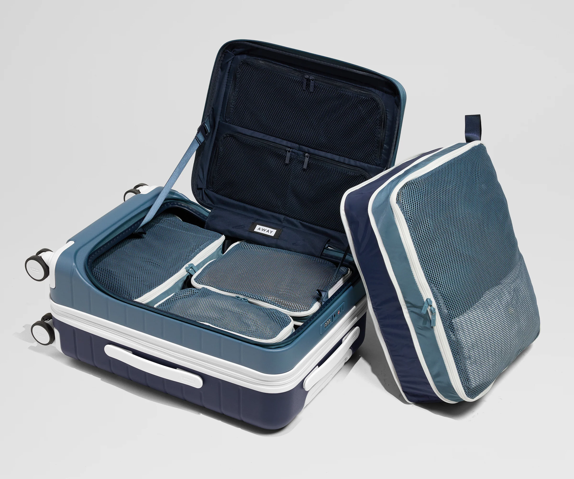 Compression Packing Cubes in Cruise