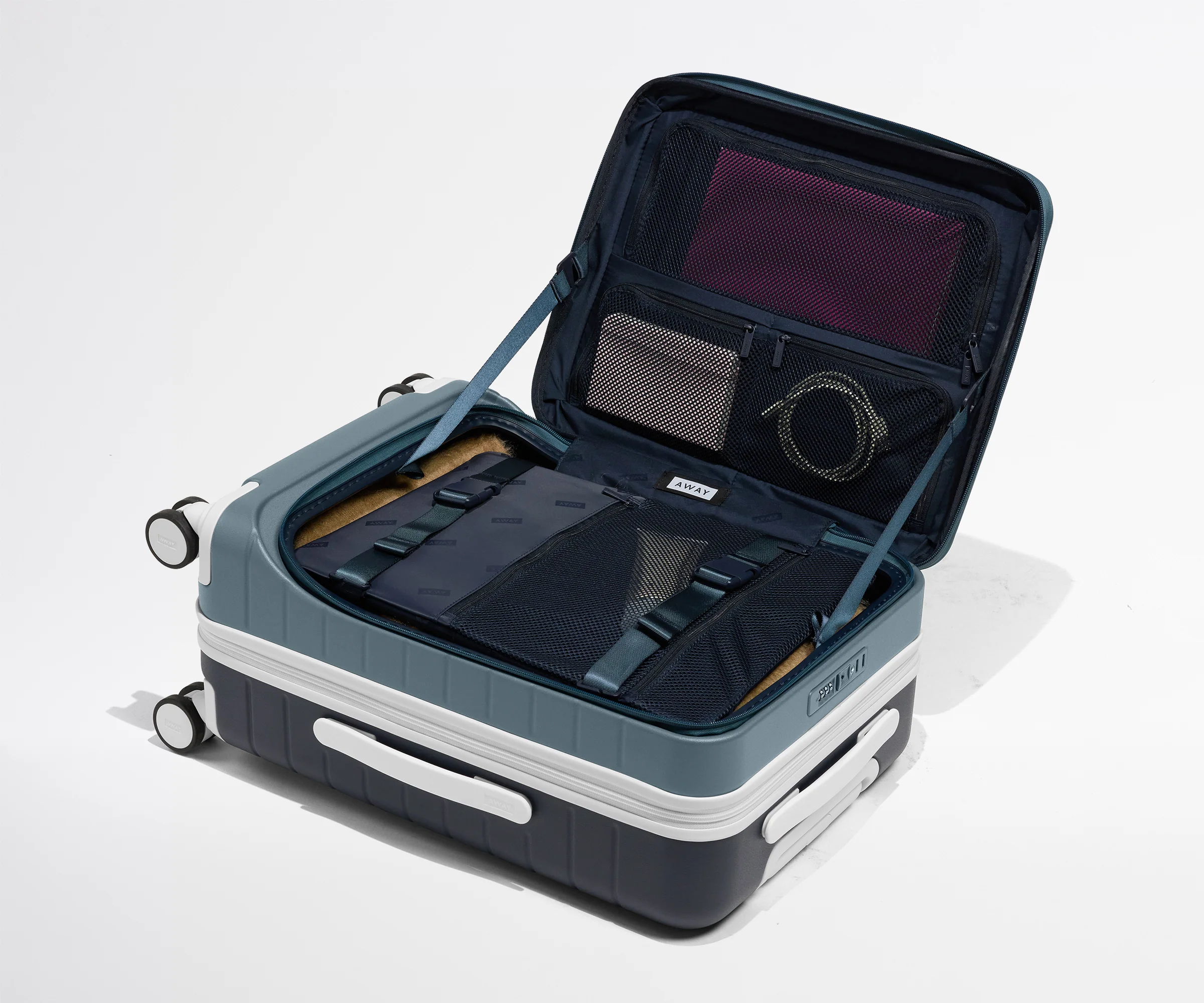 Topside Bigger Carry-On in Cruise