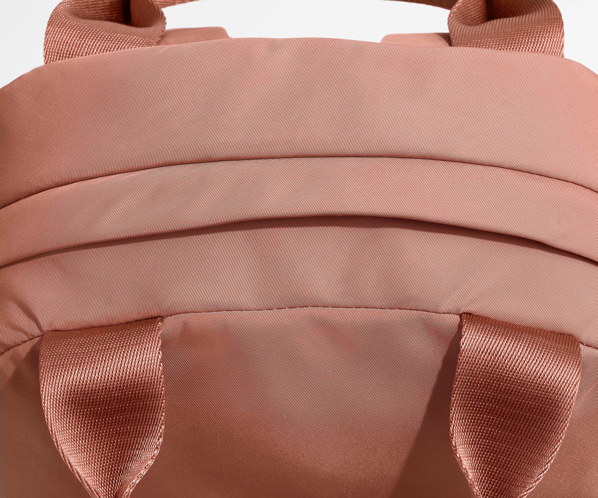 Detailed view of the featherlight material